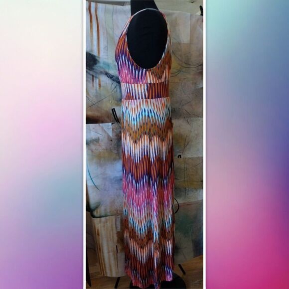Allison Britney Multi Colored, Halter Style, Maxi Dress Size L - Picture 1 of 4